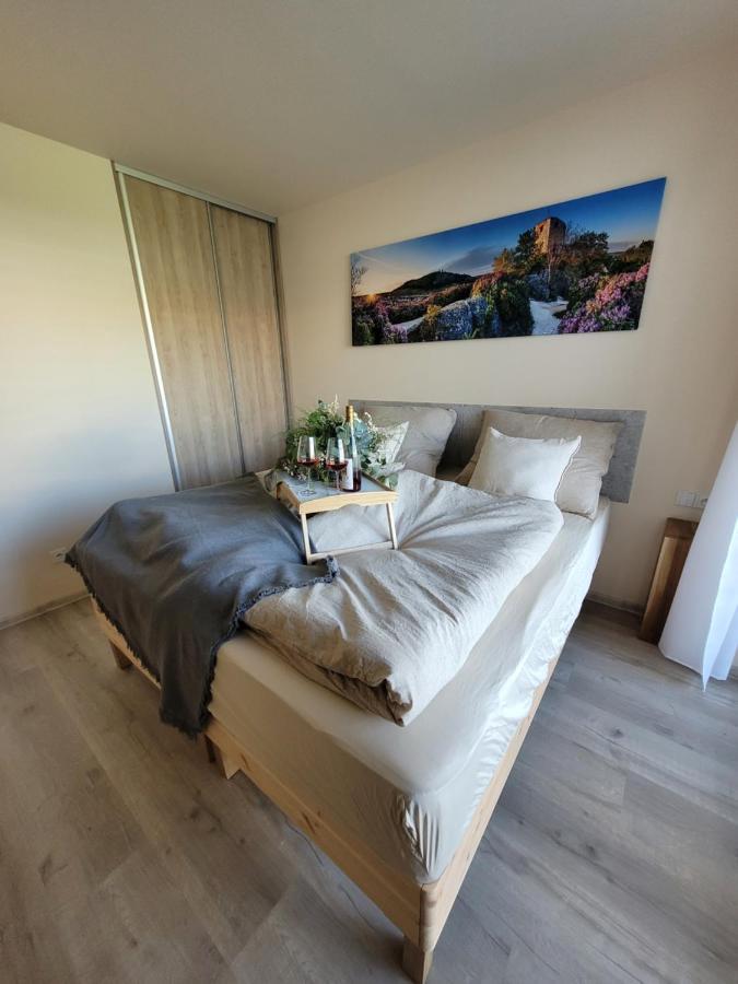 Zamek Na Dlani Mikulov Apartment Exterior foto